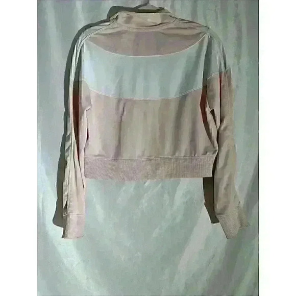 Nike Women’s pink and White cropped Chevron Track Jacket Size Large - Picture 5 of 7